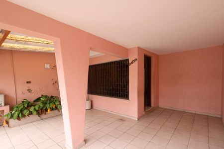 Casa à venda com 165m², 2 quartos e 2 vagasGaragemGaragem