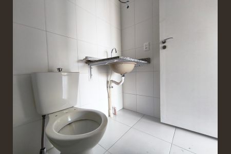 Banheiro de kitnet/studio para alugar com 1 quarto, 36m² em Ipiranga, São Paulo