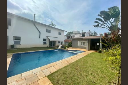 Casa de condomínio à venda com 378m², 4 quartos e 4 vagasFoto 01