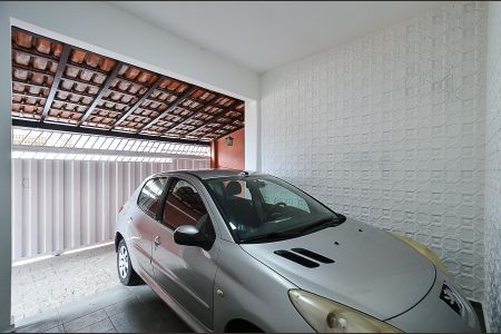 Casa para alugar com 128m², 4 quartos e 1 vaga Casa para alugar com 128m², 4 quartos e 1 vagaGaragem