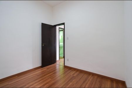 Casa para alugar com 128m², 4 quartos e 1 vaga Casa para alugar com 128m², 4 quartos e 1 vagaQuarto 2