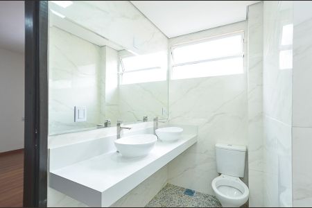 Casa para alugar com 128m², 4 quartos e 1 vaga Casa para alugar com 128m², 4 quartos e 1 vagaBanheiro Suíte