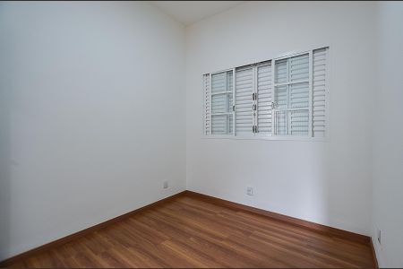 Casa para alugar com 128m², 4 quartos e 1 vaga Casa para alugar com 128m², 4 quartos e 1 vagaQuarto 1