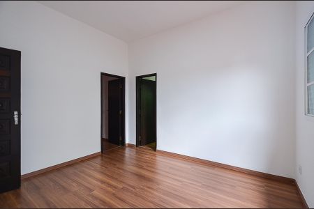 Casa para alugar com 128m², 4 quartos e 1 vaga Casa para alugar com 128m², 4 quartos e 1 vagaSala