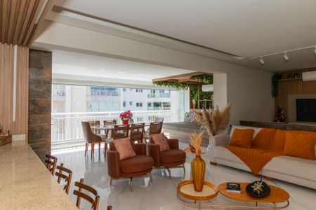 Apartamento para alugar com 136m², 3 quartos e 2 vagasSala