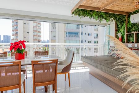 Sala de apartamento para alugar com 3 quartos, 136m² em Vila Anastácio, São Paulo