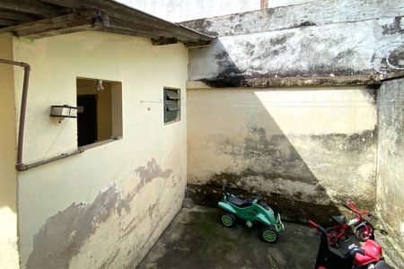 Casa à venda com 150m², 2 quartos e 1 vaga Casa à venda com 150m², 2 quartos e 1 vagaQuintal