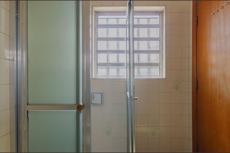 Casa à venda com 200m², 4 quartos e 2 vagasBanheiro da Suíte 2
