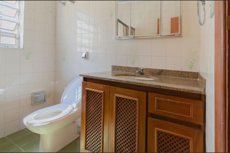 Casa à venda com 200m², 4 quartos e 2 vagasBanheiro da Suíte 3