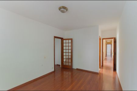 Casa à venda com 200m², 4 quartos e 2 vagasSuíte 3
