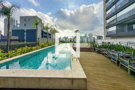 Apartamento para alugar com 37m², 1 quarto e sem vagaPiscina