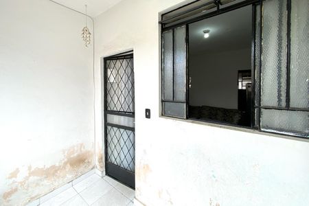 Casa à venda com 300m², 2 quartos e 1 vagaVaranda