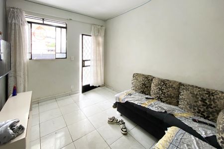 Casa à venda com 300m², 2 quartos e 1 vagaSala