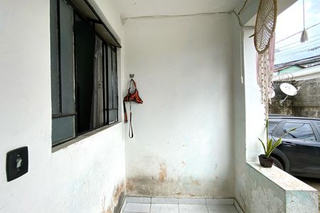 Casa à venda com 300m², 2 quartos e 1 vagaVaranda