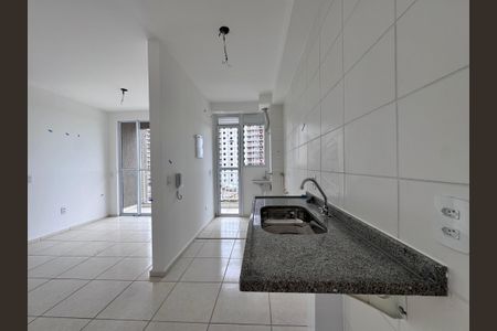 Apartamento à venda com 52m², 2 quartos e 1 vaga Apartamento à venda com 52m², 2 quartos e 1 vagaCozinha e Área de Serviço