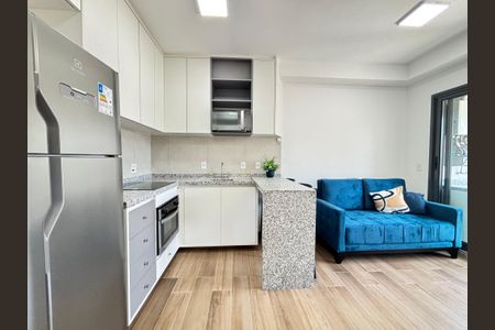 Sala/Cozinha de apartamento para alugar com 1 quarto, 26m² em Indianópolis, São Paulo