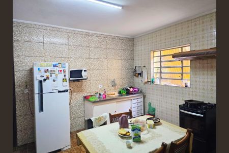 Casa à venda com 100m², 4 quartos e 4 vagasCozinha