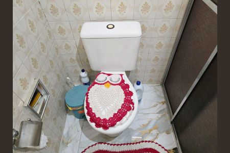 Casa à venda com 100m², 4 quartos e 4 vagasBanheiro Social 01