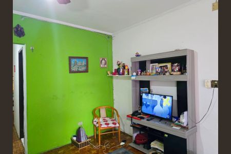 Casa à venda com 100m², 4 quartos e 4 vagasSala