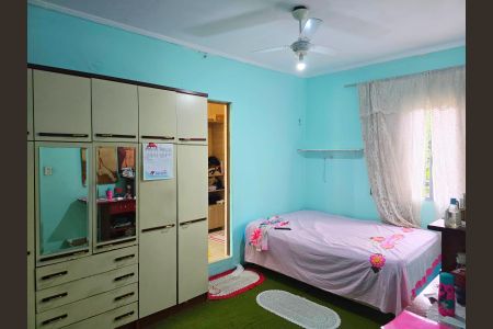 Casa à venda com 100m², 4 quartos e 4 vagasSuíte