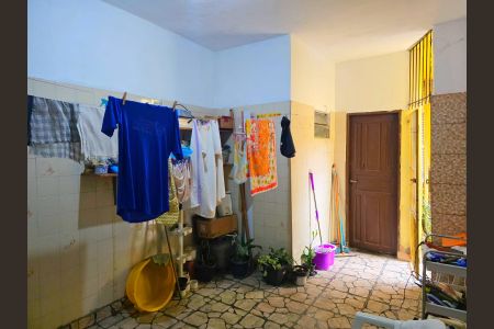 Casa à venda com 100m², 4 quartos e 4 vagasÁrea de Serviço