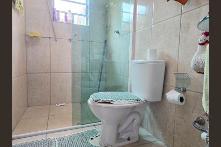 Casa à venda com 100m², 4 quartos e 4 vagasBanheiro da Suíte