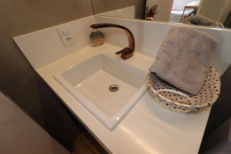 Apartamento para alugar com 57m², 2 quartos e 1 vagaBanheiro Social - Pia