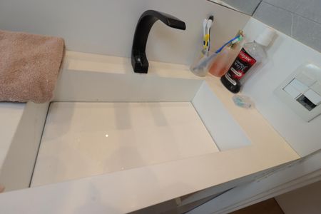 Apartamento para alugar com 57m², 2 quartos e 1 vagaBanheiro da Suíte - Pia