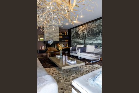 Casa de condomínio para alugar com 531m², 4 quartos e 6 vagas