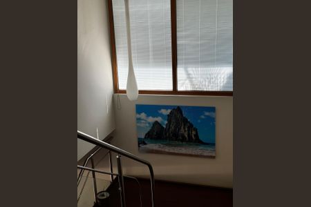 Casa de condomínio para alugar com 531m², 4 quartos e 6 vagas