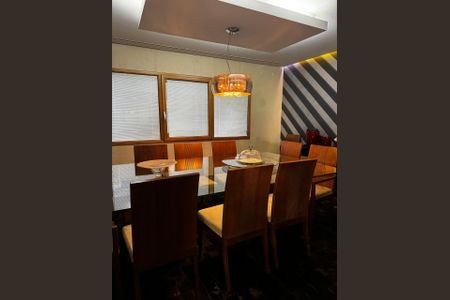 Casa de condomínio para alugar com 531m², 4 quartos e 6 vagas