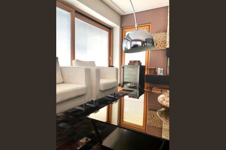 Casa de condomínio para alugar com 531m², 4 quartos e 6 vagas