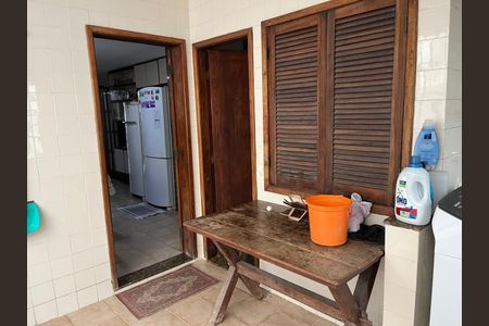 Casa à venda com 269m², 7 quartos e 8 vagas Casa à venda com 269m², 7 quartos e 8 vagasÁrea externa