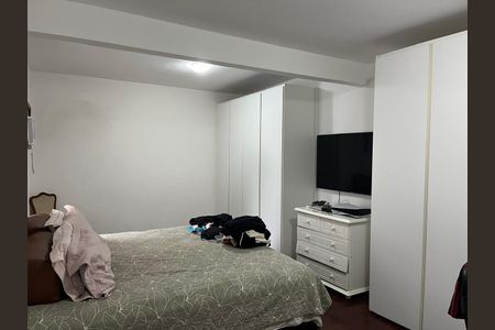 Casa à venda com 269m², 7 quartos e 8 vagas Casa à venda com 269m², 7 quartos e 8 vagasQuarto