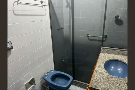 Casa à venda com 269m², 7 quartos e 8 vagas Casa à venda com 269m², 7 quartos e 8 vagasBanheiro