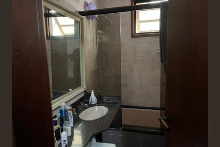 Casa à venda com 269m², 7 quartos e 8 vagas Casa à venda com 269m², 7 quartos e 8 vagasBanheiro