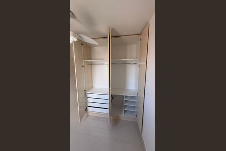 Apartamento à venda com 77m², 3 quartos e 1 vagaQuarto