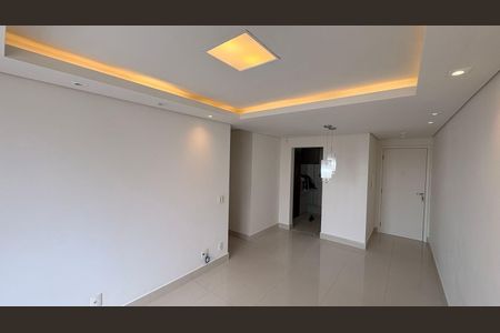 Apartamento à venda com 77m², 3 quartos e 1 vagaSala