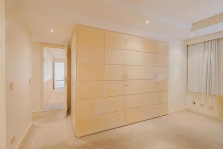 Apartamento à venda com 440m², 3 quartos e 4 vagasSuíte 3