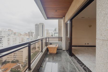 Apartamento à venda com 440m², 3 quartos e 4 vagasVaranda