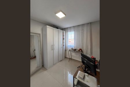 Apartamento à venda com 45m², 2 quartos e 1 vagaQuarto 2