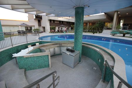 Apartamento para alugar com 35m², 1 quarto e 1 vagaÁrea comum - Piscina