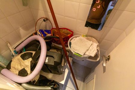 Apartamento à venda com 92m², 3 quartos e 2 vagas Apartamento à venda com 92m², 3 quartos e 2 vagasLavabo 1