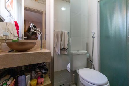 Apartamento à venda com 92m², 3 quartos e 2 vagas Apartamento à venda com 92m², 3 quartos e 2 vagasBanheiro 1