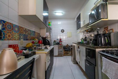 Apartamento à venda com 92m², 3 quartos e 2 vagas Apartamento à venda com 92m², 3 quartos e 2 vagasCozinha
