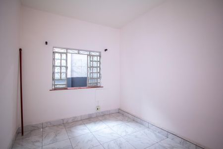 Quarto de casa para alugar com 1 quarto, 60m² em Mutua, São Gonçalo