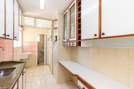 Apartamento à venda com 60m², 2 quartos e 1 vagaCozinha