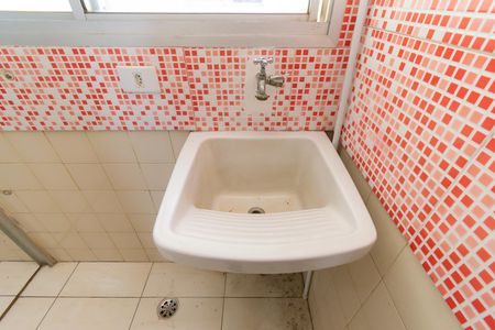 Apartamento à venda com 60m², 2 quartos e 1 vagaÁrea de Serviço