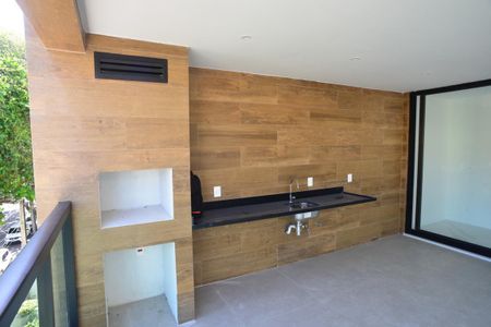 Varanda de apartamento para alugar com 4 quartos, 136m² em Barra da Tijuca, Rio de Janeiro