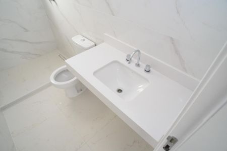 Apartamento para alugar com 136m², 4 quartos e 3 vagasBanheiro Suíte Principal